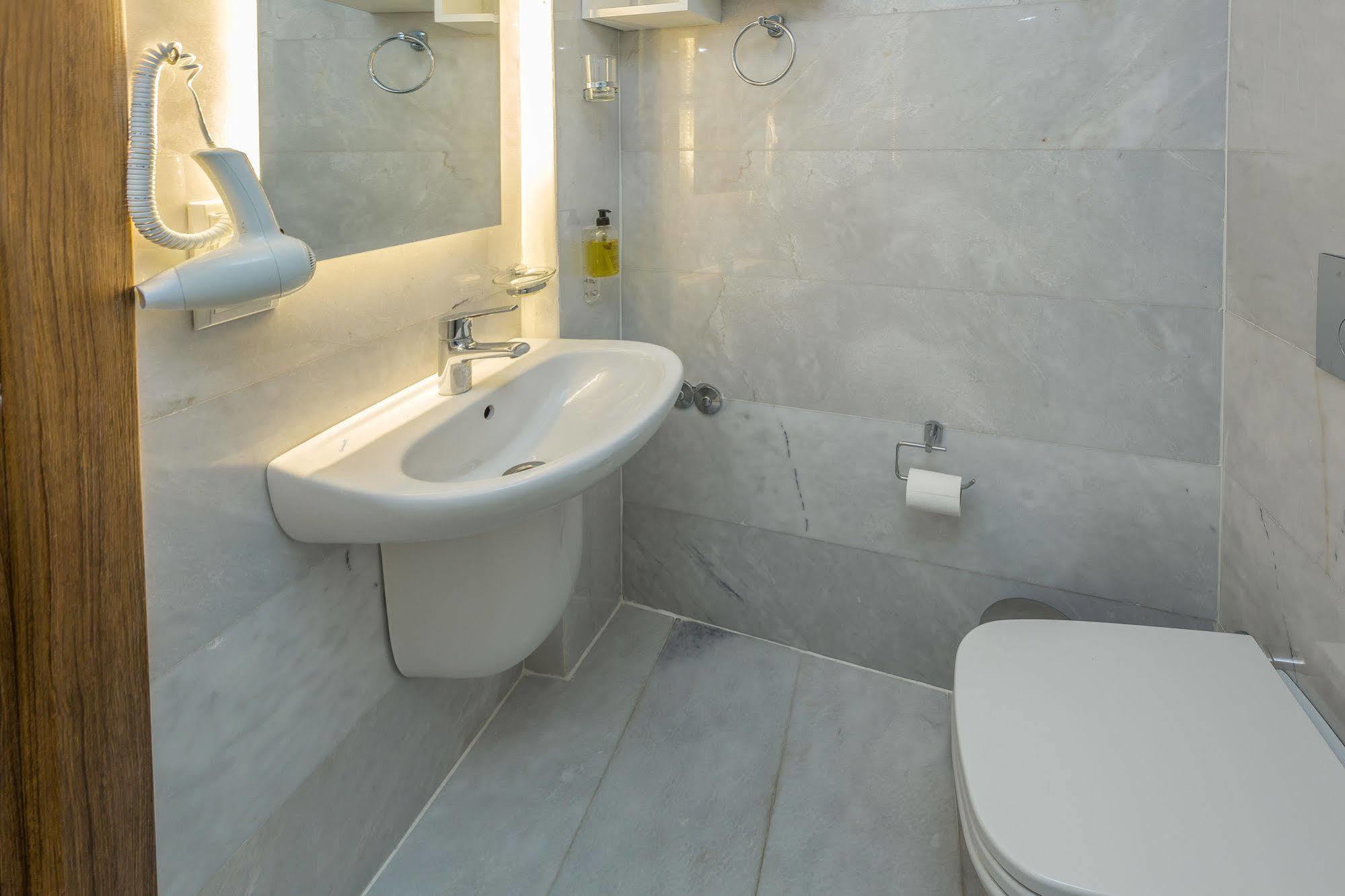 Defne Hotel 카스 외부 사진