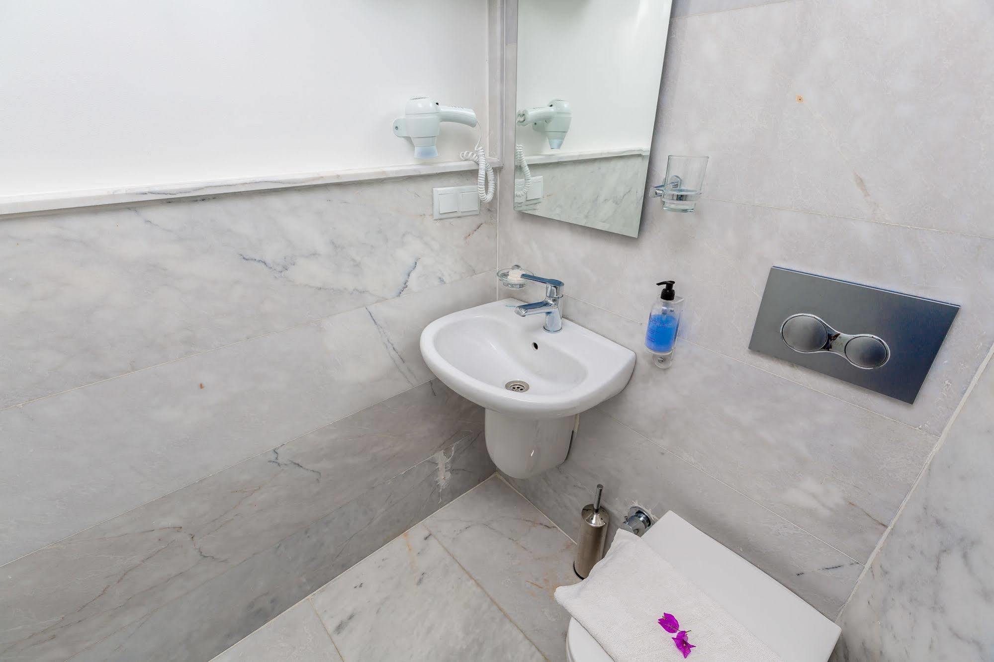 Defne Hotel 카스 외부 사진